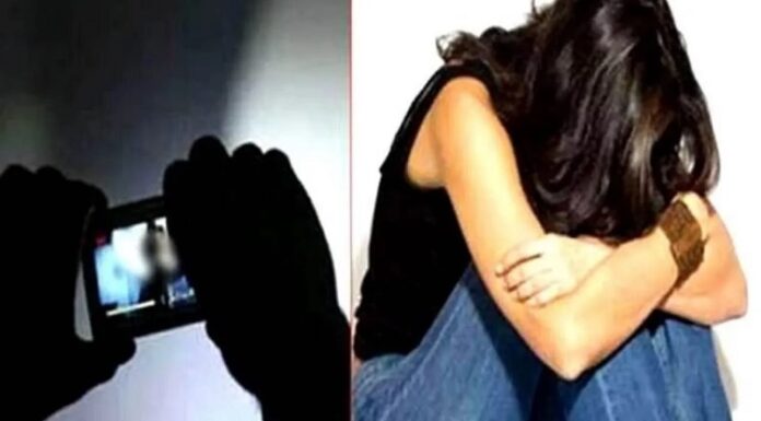ਲੁਧਿਆਣਾ : ਪ੍ਰੇਮੀ ਨੇ ਕੀਤੀ ਪ੍ਰੇਮਿਕਾ ਦੀ ਵੀਡੀਓ ਸ਼ੇਅਰ, ਬਲੈਕਮੇਲਿੰਗ ਤੋਂ ਪ੍ਰੇਸ਼ਾਨ ਵਿਦਿਆਰਥਣ ਨੇ ਚੁੱਕਿਆ ਖੌਫਨਾਕ ਕਦਮ