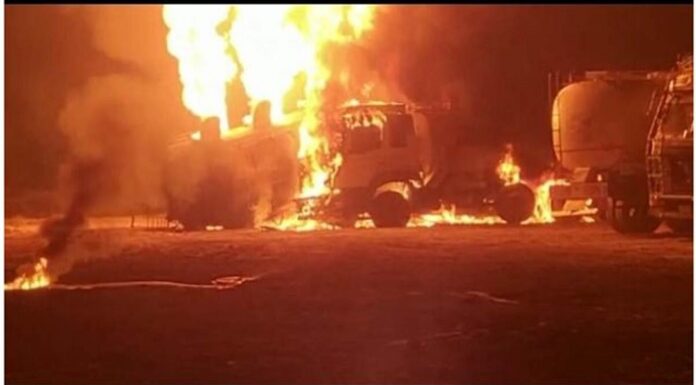 ਸੰਗਰੂਰ : ਢਾਬੇ ‘ਤੇ ਖੜ੍ਹੇ ਤੇਲ ਦੇ ਟੈਂਕਰਾਂ ਨੂੰ ਲੱਗੀ ਭਿਆਨਕ ਅੱਗ, ਜਾਨ ਬਚਾਉਣ ਲਈ ਲੱਗੀ ਭੱਜ-ਦੌੜ