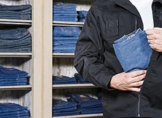 ਲੁਧਿਆਣਾ : ਮਾਲਕ ਨੂੰ ਚੂਨਾ ਲਾਉਣ ਵਾਲਾ ਹੀ ਨਿਕਲਿਆ ਕੱਪੜਾ ਫੈਕਟਰੀ ਦਾ ਇੰਚਾਰਜ, ਪੜ੍ਹੋ ਕਿਵੇਂ ਕਰਦਾ ਸੀ ਸਾਮਾਨ ਗਾਇਬ