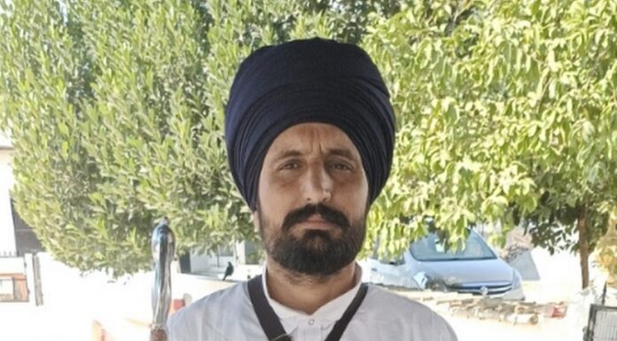 ਅੰਮ੍ਰਿਤਪਾਲ ਸਿੰਘ ਦੇ ਸਾਥੀ ਭਗਵੰਤ ਸਿੰਘ ਬਾਜੇਕੇ ਪਿੱਛੇ ਲੱਗੀ ਪੰਜਾਬ ਪੁਲਿਸ, ਖੇਤਾਂ ‘ਚ ਦੌੜਿਆ