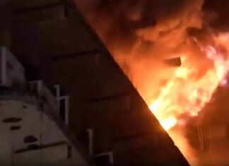 ਹੈਦਰਾਬਾਦ : ਵਪਾਰਕ ਕੰਪਲੈਕਸ ‘ਚ ਸ਼ਾਰਟ-ਸਰਕਟ ਨਾਲ ਲੱਗੀ ਭਿਆਨਕ ਅੱਗ, 4 ਲੜਕੀਆਂ ਤੇ 2 ਲੜਕੇ ਦਮ ਘੁਟਣ ਨਾਲ ਮਰੇ