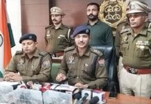 ਉਂਗਲਾਂ ਵੱਢਣ ਦੇ ਮਾਮਲੇ ‘ਚ 4 ਮੁਲਜ਼ਮ ਕਾਬੂ, 4 ਪਿਸਟਲਾਂ, 13 ਕਾਰਤੂਸ ਤੇ ਉਂਗਲਾਂ ਵੱਢਣ ਵਾਲੇ ਦਾਤ ਸਣੇ ਗ੍ਰਿਫਤਾਰ