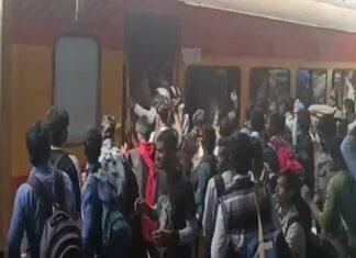 ਲੁਧਿਆਣਾ : ਲਾਪ੍ਰਵਾਹੀ ਨਾਲ ਪਟੜੀਆਂ ਪਾਰ ਕਰਨ ਸਮੇਂ ਮੁਸਾਫਿਰ ਰੋਜ਼ ਹੋ ਰਹੇ ਟਰੇਨ ਹਾਦਸਿਆਂ ਦਾ ਸ਼ਿਕਾਰ