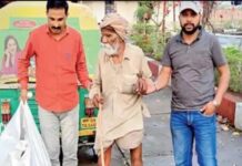ਮੱਧ ਪ੍ਰਦੇਸ਼ : ਧੋਖੇ ਨਾਲ ਪੁੱਤ ਨੇ ਪਿਤਾ ਦੀ 4 ਕਿੱਲੇ ਜ਼ਮੀਨ ਆਪਣੇ ਨਾਂ ਕਰਵਾਈ, ਘੁਮਾਉਣ ਬਹਾਨੇ ਬਜ਼ੁਰਗ ਬਾਪ ਨੂੰ ਰੇਲਵੇ ਸਟੇਸ਼ਨ ‘ਤੇ ਛੱਡ ਕੇ ਭੱਜਿਆ