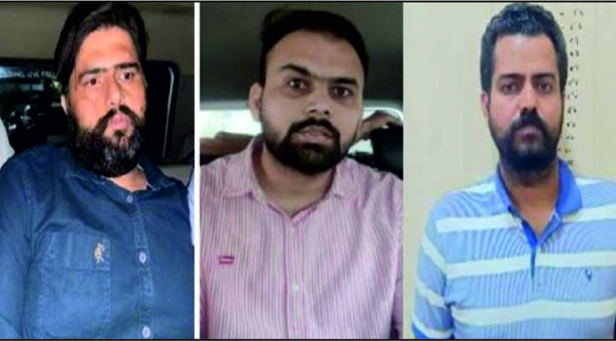 ਵੱਡਾ ਪਰਦਾਫਾਸ਼ : ਗੈਂਗਸਟਰਾਂ ਤੇ ਮੁਲਜ਼ਮਾਂ ਨੂੰ ਜਾਅਲੀ ਪਾਸਪੋਰਟ ਮੁਹੱਈਆ ਕਰਵਾਉਣ ਵਾਲੇ 3 ਏਜੰਟਾਂ ਸਣੇ 8 ਗ੍ਰਿਫ਼ਤਾਰ