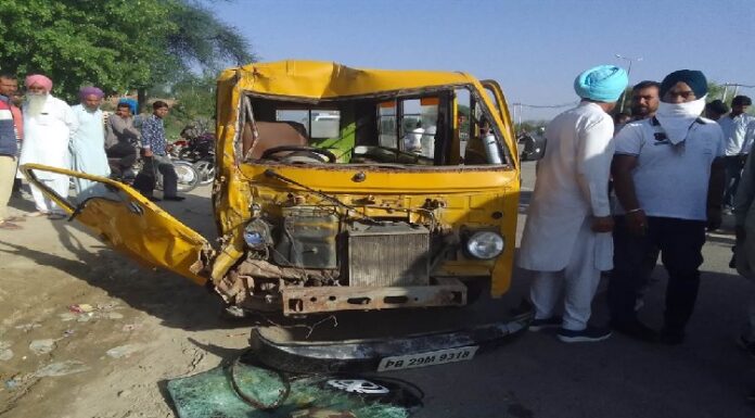 ਭਿਆਨਕ ਹਾਦਸਾ : ਵਿਦਿਆਰਥੀਆਂ ਨਾਲ ਭਰੀ ਸਕੂਲ ਬੱਸ ਦੀ ਕੈਂਟਰ ਨਾਲ ਟੱਕਰ, 7 ਬੱਚੇ ਤੇ ਡਰਾਈਵਰ ਜ਼ਖ਼ਮੀ