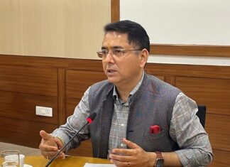 ਸੇਵਾਵਾਂ ‘ਚ ਦੇਰੀ, ਬੇਲੋੜੇ ਦਸਤਾਵੇਜ਼ ਮੰਗਣ ਤੇ ਅਣਉਚਿਤ ਇਤਰਾਜ਼ ਲਾਉਣ ‘ਤੇ ਹੋਵੇਗੀ ਸਖ਼ਤ ਕਾਰਵਾਈ