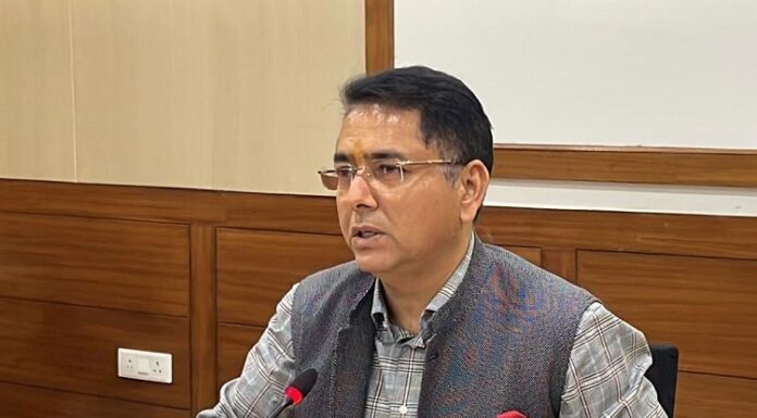 ਸੇਵਾਵਾਂ ‘ਚ ਦੇਰੀ, ਬੇਲੋੜੇ ਦਸਤਾਵੇਜ਼ ਮੰਗਣ ਤੇ ਅਣਉਚਿਤ ਇਤਰਾਜ਼ ਲਾਉਣ ‘ਤੇ ਹੋਵੇਗੀ ਸਖ਼ਤ ਕਾਰਵਾਈ