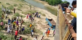 ਉਤਰ ਪ੍ਰਦੇਸ਼ ‘ਚ ਪੁਲ ਤੋਂ ਥੱਲੇ ਡਿੱਗੀ 42 ਲੋਕਾਂ ਨਾਲ ਭਰੀ ਟਰਾਲੀ, 14 ਸਵਾਰੀਆਂ ਦੀ ਮੌਤ