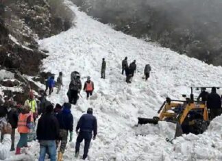 ਸਿੱਕਮ ‘ਚ ਬਰਫ਼ੀਲਾ ਤੂਫ਼ਾਨ ਆਉਣ ਨਾਲ 6 ਸੈਲਾਨੀਆਂ ਦੀ ਮੌਤ