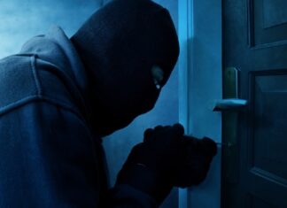 ਗੁਰਦਾਸਪੁਰ ‘ਚ ਵੱਡੀ ਲੁੱਟ : ਪਾਸਪੋਰਟ ਦਫ਼ਤਰ ਗਿਆ ਪਰਿਵਾਰ, ਪਿੱਛੋਂ 46.5 ਤੋਲੇ ਸੋਨਾ-ਚਾਂਦੀ ਚੋਰੀ