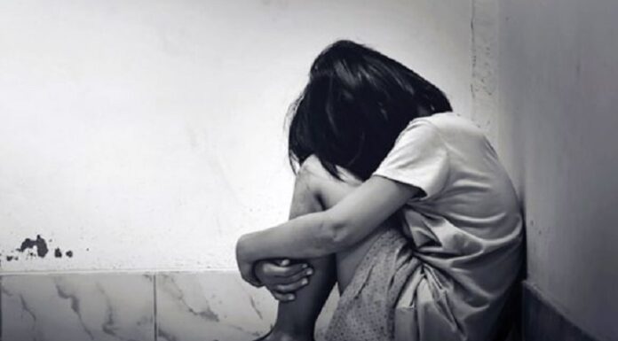 ਸਕੂਲ ਕੈਂਪਸ ‘ਚ ਹੀ ਨਾਬਾਲਗਾ ਨਾਲ ਚਾਕੂ ਦੀ ਨੋਕ ‘ਤੇ ਬਲਾਤਕਾਰ, ਪੁਲਿਸ CCTV ਦੀ ਸਕੈਨਿੰਗ ‘ਚ ਜੁਟੀ