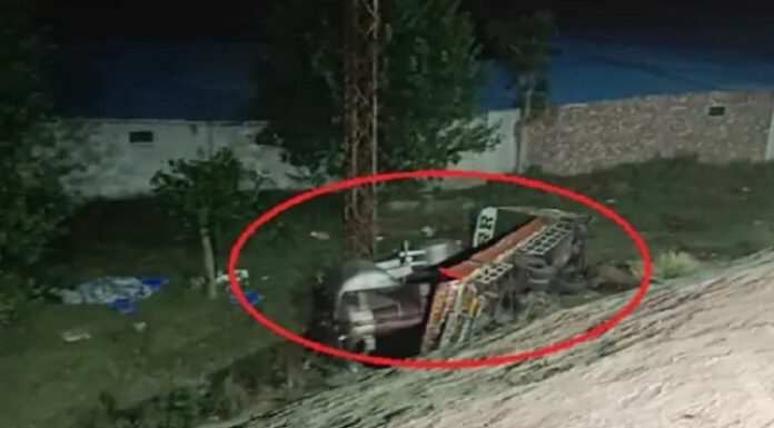 ਲੁਧਿਆਣਾ ਦੇ ਦੱਖਣੀ ਬਾਈਪਾਸ ‘ਤੇ ਪੁਲ ਤੋਂ ਡਿੱਗਿਆ ਟਰੱਕ, ਲੁੱਟ ਦੀ ਕੋਸ਼ਿਸ਼ ਤੋਂ ਬਾਅਦ ਹੋਇਆ ਹਾਦਸਾ