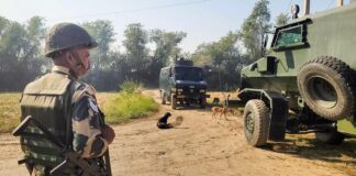 ਜੰਮੂ-ਕਸ਼ਮੀਰ ‘ਚ ਵੱਡਾ ਹਾਦਸਾ : ਪੁੰਛ ਤੋਂ ਰਾਜੌਰੀ ਜਾ ਰਹੀ ਫੌਜ ਦੀ ਗੱਡੀ ਨੂੰ ਲੱਗੀ ਅੱਗ, 3 ਜਵਾਨ ਸ਼ਹੀਦ