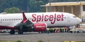 ਦਿੱਲੀ-ਸ਼੍ਰੀਨਗਰ ਸਪਾਈਸਜੈੱਟ ਫਲਾਈਟ ਦੀ ਹੋਈ ਐਮਰਜੈਂਸੀ ਲੈਂਡਿੰਗ, 140 ਯਾਤਰੀ ਸਨ ਸਵਾਰ, ਪੜ੍ਹੋ ਵਜ੍ਹਾ