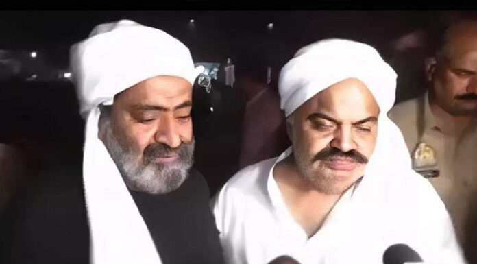 ਅਤੀਕ-ਅਸ਼ਰਫ ਕਤਲਕਾਂਡ ਮਾਮਲੇ ‘ਚ ਵੱਡੀ ਕਾਰਵਾਈ : 5 ਪੁਲਿਸ ਮੁਲਾਜ਼ਮ ਸਸਪੈਂਡ