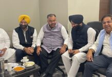 ਅਕਾਲੀ ਦਲ ਨੂੰ ਇਕ ਹੋਰ ਝਟਕਾ : ਸੀਨੀਅਰ ਅਕਾਲੀ ਲੀਡਰ ਚਰਨਜੀਤ ਅਟਵਾਲ ਦੇ ਬੇਟੇ ਇੰਦਰ ਅਟਵਾਲ ਭਾਜਪਾ ‘ਚ ਹੋਏ ਸ਼ਾਮਲ