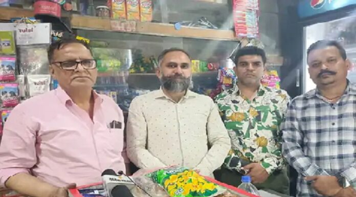 ਲੁਧਿਆਣਾ ‘ਚ ਕਰਿਆਨਾ ਦੀ ਦੁਕਾਨ ਦੇ ਮਾਲਕ ‘ਤੇ ਜਾਨਲੇਵਾ ਹਮਲਾ, ਕਾਊਂਟਰ ਹੇਠਾਂ ਲੁੱਕ ਕੇ ਬਚਾਈ ਜਾਨ