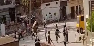 ਲੁਧਿਆਣਾ : ਨਸ਼ਾ ਵੇਚਣ ਦਾ ਵਿਰੋਧ ਕਰਨ ‘ਤੇ ਨੌਜਵਾਨਾਂ ਨੇ ਲੋਕਾਂ ਦੇ ਘਰਾਂ ‘ਤੇ ਮਾਰੇ ਇੱਟਾਂ-ਰੋੜੇ