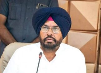 ਵਿਸਾਖੀ ਵਾਲੇ ਦਿਨ ਤੋਂ ਕਿਸਾਨਾਂ ਨੂੰ ਮਿਲਣੇ ਸ਼ੁਰੂ ਹੋਣਗੇ ਨੁਕਸਾਨੀਆਂ ਫਸਲਾਂ ਦੇ ਮੁਆਵਜ਼ੇ ਦੇ ਚੈੱਕ : ਧਾਲੀਵਾਲ