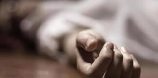 ਝੱਜਰ : ਪਤੀ ਨੇ ਪਹਿਲਾਂ ਪਤਨੀ ਤੇ 2 ਬੱਚਿਆਂ ਨੂੰ ਗਲ਼ਾ ਘੁੱਟ ਕੇ ਮੌ.ਤ ਦੇ ਘਾਟ ਉਤਾਰਿਆ, ਫਿਰ ਖੁਦ ਵੀ ਲਗਾ ਲਿਆ ਫਾਹਾ