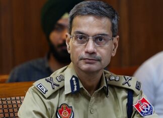 ਦਰਬਾਰ ਸਾਹਿਬ ਪੁੱਜੇ DGP ਗੌਰਵ ਯਾਦਵ ਬੋਲੇ,- ਦੇਸ਼ ਵਿਰੋਧੀ ਤਾਕਤਾਂ ਦੇ ਮਨਸੂਬੇ ਕਾਮਯਾਬ ਨਹੀਂ ਹੋਣ ਦਿਆਂਗੇ