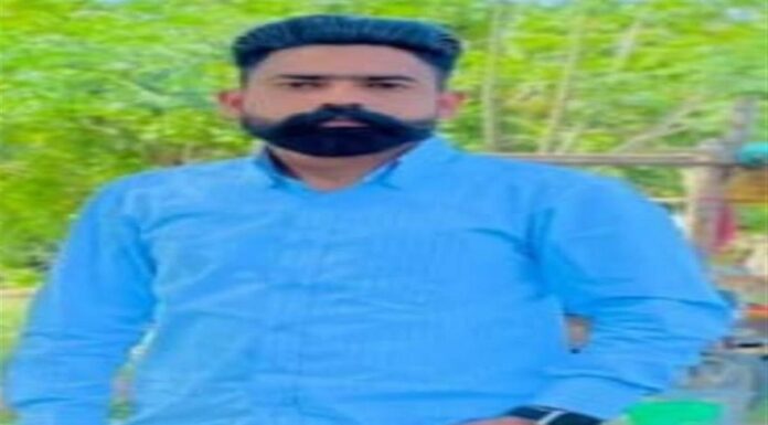 ਮੋਗਾ : ਪ੍ਰੇਮਿਕਾ ਨੂੰ ਮਿਲਣ ਗਏ ਨੌਜਵਾਨ ਨੂੰ ਲੜਕੀ ਦੇ ਘਰਦਿਆਂ ਨੇ ਮਾਰ ਕੇ ਬੂਹੇ ਮੂਹਰੇ ਸੁੱਟਿਆ