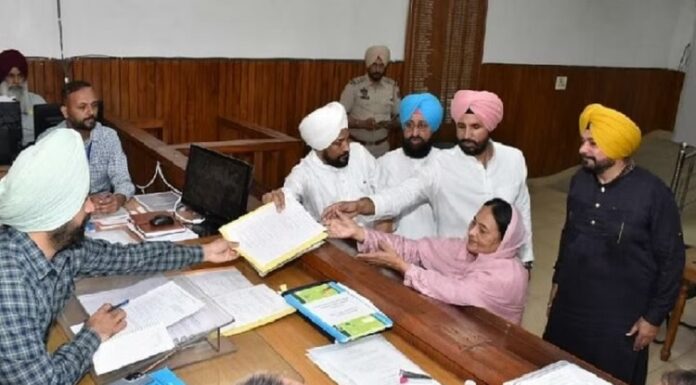 ‘ਆਪ’ ‘ਤੇ ਭੜਕੇ ਚੰਨੀ: ਕਿਹਾ- CM ਮਾਨ ਨੇ ਕਾਂਗਰਸੀ ਲੀਡਰਾਂ ਨੂੰ ਕਿਹਾ ਸੀ ਕਚਰਾ, ਹੁਣ ਕਾਂਗਰਸੀ ਨੂੰ ਹੀ ਬਣਾ’ਤਾ ਉਮੀਦਵਾਰ