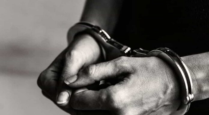 OBC ਦਾ ਜਾਅਲੀ ਸਰਟੀਫਿਕੇਟ ਬਣਾ ਕੇ ਨੌਕਰੀ ਲੈਣ ਵਾਲਾ ਪਾਇਲਟ ਗ੍ਰਿਫਤਾਰ, 17 ਸਾਲਾਂ ਤੋਂ ਏਅਰ ਇੰਡੀਆ ‘ਚ ਕਰ ਰਿਹਾ ਸੀ ਜੌਬ