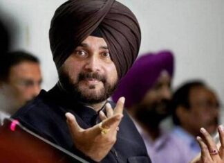 ਸਿੱਧੂ ਦੇ ਘਰ ਦੀ ਛੱਤ ‘ਤੇ ਦਿਸਿਆ ਅਣਪਛਾਤਾ, ਨੌਕਰ ਨੇ ਰੌਲ਼ਾ ਪਾਇਆ ਤਾਂ ਹੋਇਆ ਫਰਾਰ