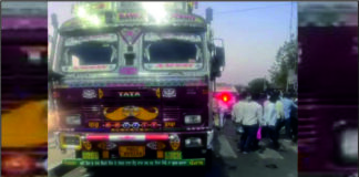 ਭਿਆਨਕ ਹਾਦਸਾ : ਟਰੱਕ ਨੇ ਮੋਟਰਸਾਈਕਲ ਸਵਾਰਾਂ ਨੂੰ ਮਾਰੀ ਟੱਕਰ, 3 ਬੱਚਿਆਂ ਦੀ ਦਰਦਨਾਕ ਮੌਤ