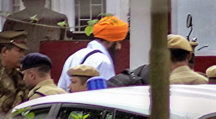 ਸਭ ਤੋਂ ਵੱਡਾ ਖੁਲਾਸਾ : ਅੰਮ੍ਰਿਤਪਾਲ ਦੇ ਸਾਥੀ ਵੀ ਕਰਦੇ ਸਨ ਨਸ਼ਾ – SP ਤੇਜਵੀਰ ਸਿੰਘ
