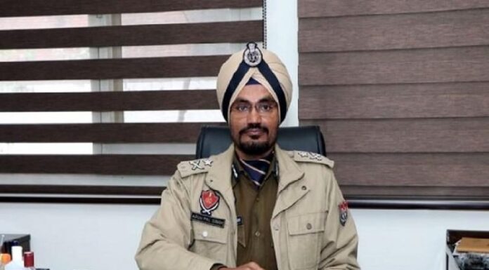 ਜੇਲ੍ਹ ਵਿਭਾਗ ‘ਚ ਵੱਡਾ ਫੇਰਬਦਲ : ਪੰਜਾਬ ADGP ਜੇਲ੍ਹ ਬੀ ਚੰਦਰਸ਼ੇਖਰ ਨੂੰ ਹਟਾ ਕੇ IPS ਅਰੁਣ ਪਾਲ ਨੂੰ ਲਗਾਇਆ ਨਵਾਂ ADGP