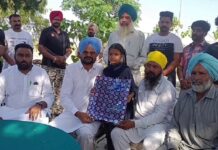 5th Result : 500 ‘ਚੋਂ 499 ਅੰਕ ਲੈ ਕੁੜੀ ਨੇ ਰੁਸ਼ਨਾਇਆ ਪਿੰਡ ਦਾ ਨਾਂ, ਮੂਸੇਵਾਲਾ ਦੇ ਪਿਤਾ ਨੇ ਬੱਚੀ ਨੂੰ ਕੀਤਾ ਸਨਮਾਨਿਤ