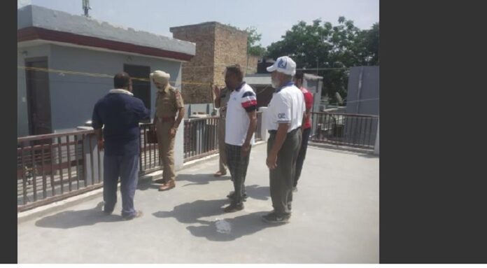 ਜਲੰਧਰ ‘ਚ ਟੀਚਰ ‘ਤੇ ਨੌਜਵਾਨ ਨੇ ਕੀਤਾ ਚਾਕੂ ਨਾਲ ਹਮਲਾ, ਰੱਖਦਾ ਸੀ ਗੰਦੀ ਨਜ਼ਰ