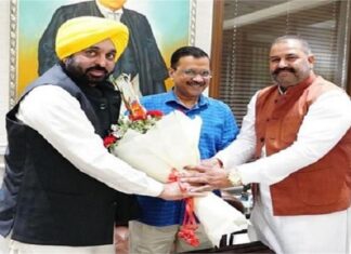 ਦਿੱਲੀ ਪੁੱਜੇ ਸੁਸ਼ੀਲ ਰਿੰਕੂ, ਜਲੰਧਰ ਜ਼ਿਮਨੀ ਚੋਣ ਜਿੱਤਣ ਪਿੱਛੋਂ ਕੇਜਰੀਵਾਲ ਨਾਲ ਪਹਿਲੀ ਮੁਲਾਕਾਤ