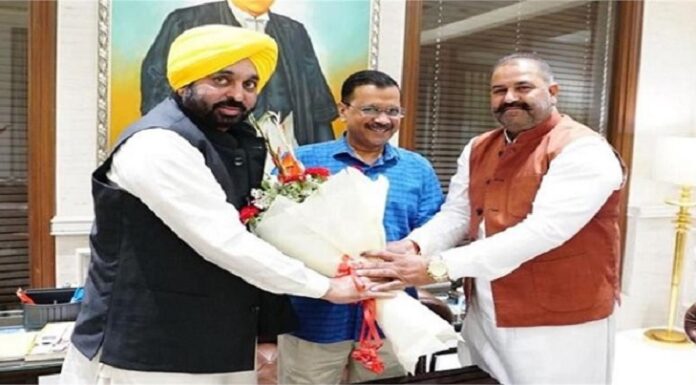 ਦਿੱਲੀ ਪੁੱਜੇ ਸੁਸ਼ੀਲ ਰਿੰਕੂ, ਜਲੰਧਰ ਜ਼ਿਮਨੀ ਚੋਣ ਜਿੱਤਣ ਪਿੱਛੋਂ ਕੇਜਰੀਵਾਲ ਨਾਲ ਪਹਿਲੀ ਮੁਲਾਕਾਤ