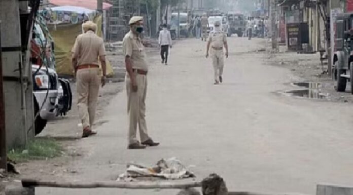 ਲੁਧਿਆਣਾ ਗੈਸ ਕਾਂਡ : SIT ਦੇ ਅਧਿਕਾਰੀ ਪਹੁੰਚੇ ਮੌਕੇ ‘ਤੇ, ਫੈਕਟਰੀਆਂ ਦੇ ਮਾਲਕਾਂ ਤੋਂ ਕੀਤੀ ਪੁੱਛਗਿੱਛ