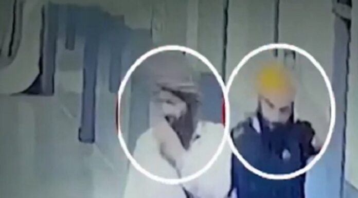 ਸੀਸੀਟੀਵੀ ਫੁਟੇਜ ‘ਚ ਨਜ਼ਰ ਆਏ ਦਰਬਾਰ ਸਾਹਿਬ ਨੇੜੇ ਧਮਾਕਾ ਕਰਨ ਵਾਲੇ ਵਿਅਕਤੀ, ਇਕ ਦੀ ਹੋਈ ਪਛਾਣ