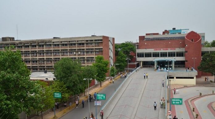 ਚੰਡੀਗੜ੍ਹ : ‘ਮਨ ਕੀ ਬਾਤ’ ਪ੍ਰੋਗਰਾਮ ਨਾ ਸੁਣਨ ‘ਤੇ ਪੀਜੀਆਈ ਦੀਆਂ ਵਿਦਿਆਰਥਣਾਂ ਖਿਲਾਫ ਕਾਰਵਾਈ, ਹੋਸਟਲ ਤੋਂ ਬਾਹਰ ਜਾਣ ‘ਤੇ ਪਾਬੰਦੀ