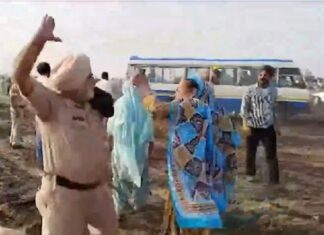 ਬਟਾਲਾ : ਪੁਲਿਸ ਮੁਲਾਜ਼ਮ ਨੇ ਮਹਿਲਾ ਦੇ ਮਾਰਿਆ ਥੱਪੜ, ਜ਼ਮੀਨ ਐਕਵਾਇਰ ਕਰਨ ਦਾ ਕਿਸਾਨ ਕਰ ਰਹੇ ਸਨ ਵਿਰੋਧ