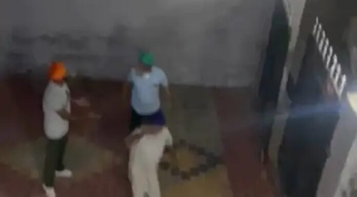 ਅੰਮ੍ਰਿਤਸਰ : NRI ਦੇ ਫਾਰਮ ਹਾਊਸ ‘ਤੇ ਲੰਘੀ ਰਾਤ ਨੰਬਰਦਾਰ ਨੇ ਚਲਾਈਆਂ ਗੋਲ਼ੀਆਂ