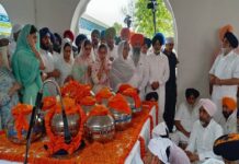 ਕੀਰਤਪੁਰ ਸਾਹਿਬ ਪਹੁੰਚਿਆ ਬਾਦਲ ਪਰਿਵਾਰ, ਸਵ. ਪ੍ਰਕਾਸ਼ ਸਿੰਘ ਬਾਦਲ ਦੀਆਂ ਅਸਥੀਆਂ ਕੀਤੀਆਂ ਜਲ ਪ੍ਰਵਾਹ