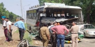ਸ੍ਰੀ ਅਨੰਦਪੁਰ ਸਾਹਿਬ : ਬੱਸ ਤੇ ਟਰੈਕਟਰ ਦੀ ਭਿਆਨਕ ਟੱਕਰ, ਅੱਧੀ ਦਰਜਨ ਤੋਂ ਵੱਧ ਸਵਾਰੀਆਂ ਜ਼ਖ਼ਮੀ
