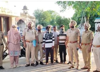ਕਪੂਰਥਲਾ ‘ਚ ਬੱਸ ਕੰਡਕਟਰ ਨੂੰ ਲੁੱਟਣ ਵਾਲੇ 4 ਮੁਲਜ਼ਮ ਗ੍ਰਿਫਤਾਰ, ਮਾਸਟਰਮਾਈਂਡ ਨਿਕਲੀ ਔਰਤ