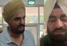 ਵੱਡੀ ਖਬਰ : ਰਿਟਾਇਰਡ ਪੁਲਿਸ ਅਫਸਰ ਨੇ ਮੂਸੇਵਾਲਾ ਦੇ ਪਿਤਾ ਨੂੰ ਕਿਹਾ; ਸਿੱਧੂ ਦਾ ਕਤਲ ਗੈਂਗਵਾਰ ਦਾ ਰਿਹਾ ਨਤੀਜਾ, ਪੜ੍ਹੋ ਪੂਰੀ ਖਬਰ