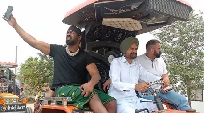 ਨਾਈਜੀਰੀਅਨ ਕਲਾਕਾਰ TION WYANE ਪਹੁੰਚੇ ਮਾਨਸਾ, ਆਪਣੇ ਗਾਣੇ ਦੀ ਮੂਸਾ ਪਿੰਡ ‘ਚ ਕੀਤੀ ਸ਼ੂਟਿੰਗ