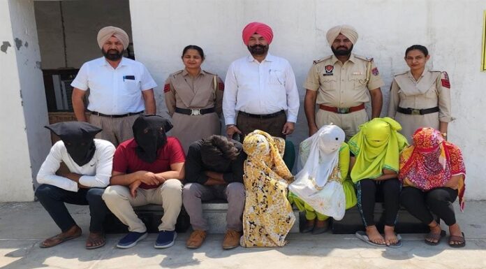ਬਠਿੰਡਾ : Goodwill ਨਾਂ ਦੇ ਸਪਾ ਸੈਂਟਰ ‘ਚ ਹੋ ਰਿਹਾ ਸੀ ‘Bad ਕੰਮ’, ਛਾਪੇਮਾਰੀ ਦੌਰਾਨ 4 ਕੁੜੀਆਂ ਤੇ ਤਿੰਨ ਮੁੰਡੇ ਪੁਲਿਸ ਅੜਿੱਕੇ