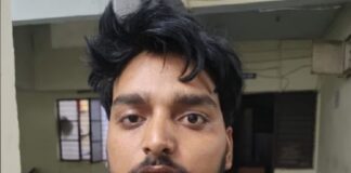 ਨਾਇਕ ਨਹੀਂ, ਖਲਨਾਇਕ ਹੂੰ ਮੈਂ, ਗਾਣਾ ਗਾਉਂਦੇ-ਗਾਉਂਦੇ ਨੇ ਭਾਬੀ ਦੇ ਢਿੱਡ ‘ਚ ਮਾਰੇ ਕਈ ਚਾਕੂ, ਕਹਿੰਦਾ ਟੂਣੇ ਕਰਨੋਂ ਟਲ਼ਦੀ ਨੀਂ ਸੀ