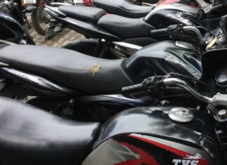 ਵੱਡੀ ਖ਼ਬਰ : ਜੂਨ ਤੋਂ ਬਾਅਦ ਨਹੀਂ ਵਿਕਣਗੇ ਪੈਟਰੋਲ ਵਾਲੇ ਮੋਟਰਸਾਈਕਲ, ਹਜ਼ਾਰਾਂ ਲੋਕਾਂ ਦੀ ਨੌਕਰੀ ਖਤਰੇ ‘ਚ!